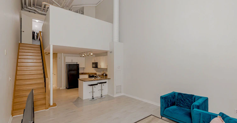 107-66 Bay Street S, Hamilton, ON, L8P 4Z6 - 11