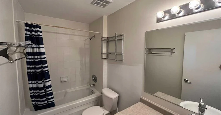 Unit 422-404 King Street W, Kitchener, ON, N2G 2L5 - 6