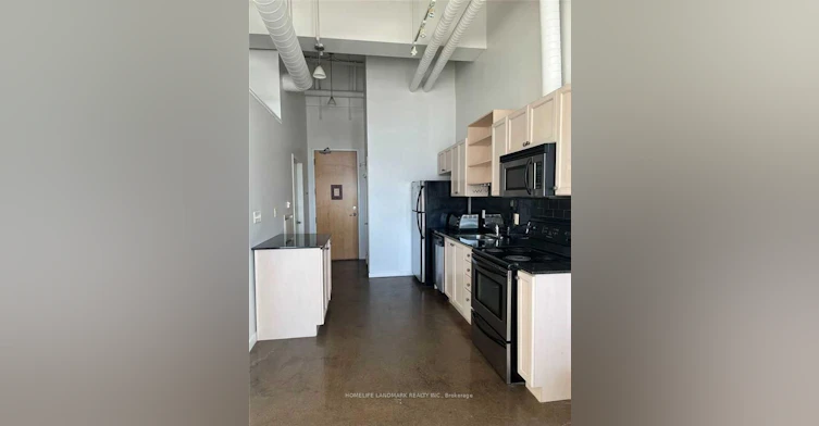 Unit 422-404 King Street W, Kitchener, ON, N2G 2L5 - 2