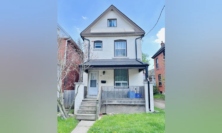 60 Arthur Avenue N