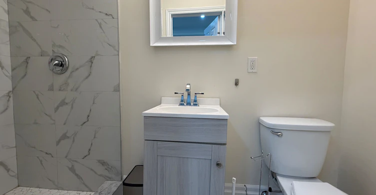 8 Brock Street, Hamilton, ON, L8L 4L4 - 9