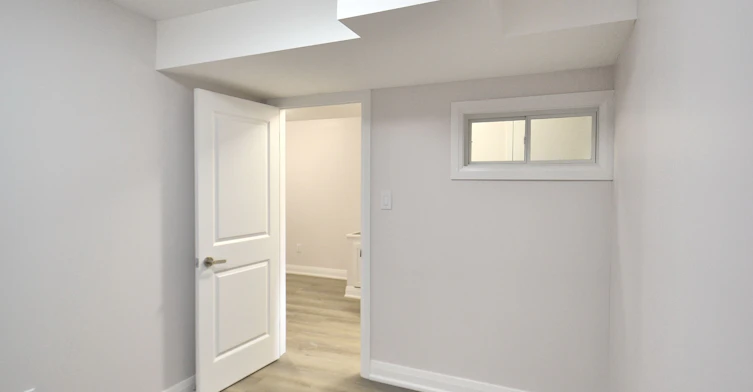 Lower-27 Nightingale Street, Hamilton, ON, L8L 1R5 - 10