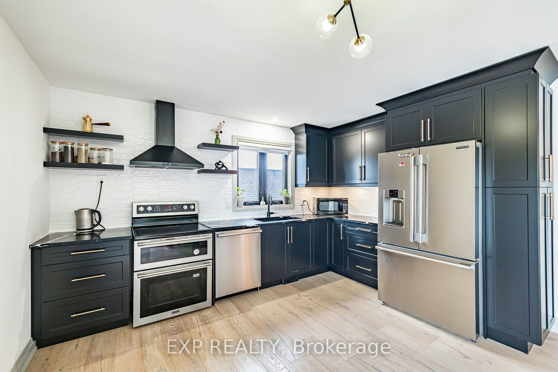 7623 Chorozy Street, Niagara Falls, ON, L2H 2P1 - 12