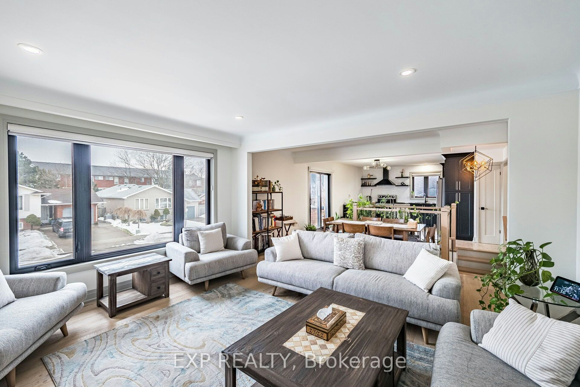 7623 Chorozy Street, Niagara Falls, ON, L2H 2P1 - 9