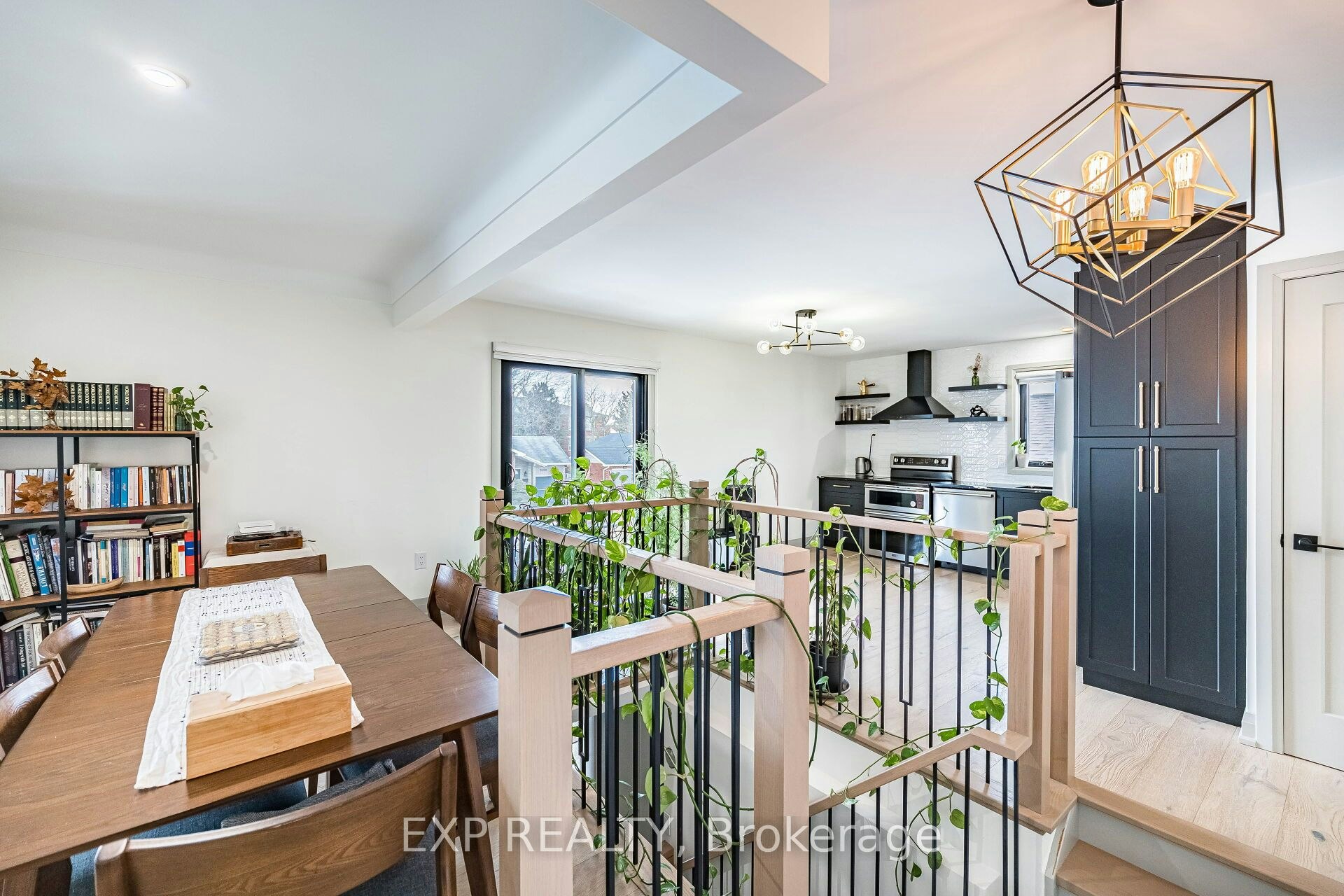 7623 Chorozy Street, Niagara Falls, ON, L2H 2P1 - 5