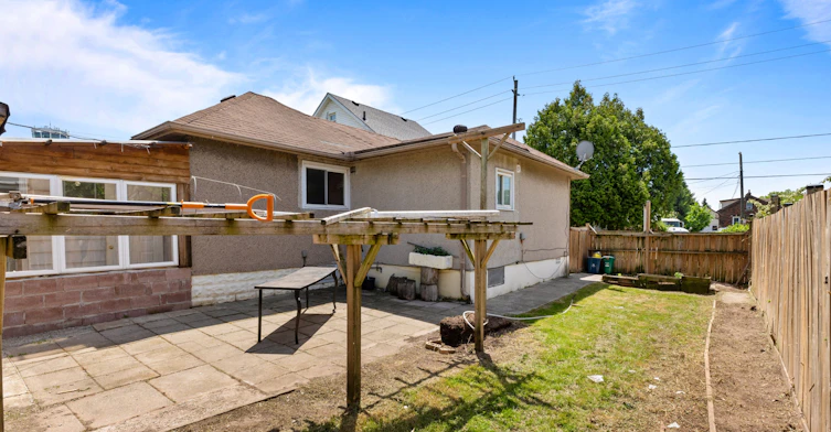 5717 Dunn Street, Niagara Falls, ON, L2G 2N8 - 25
