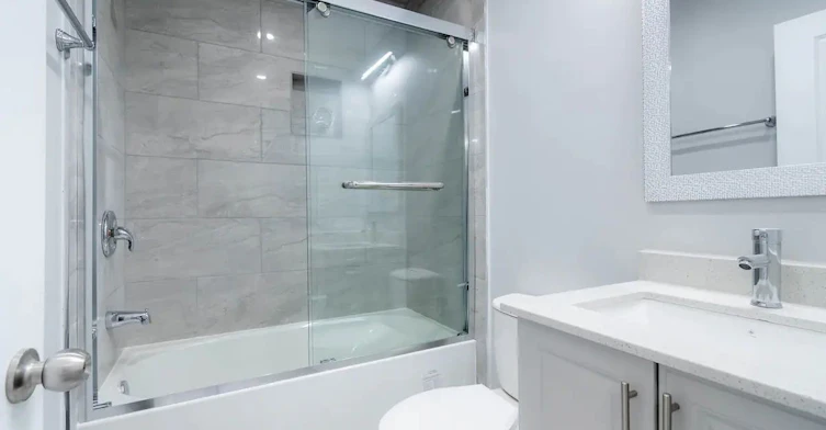 5595 Wesley Place, Niagara Falls, ON, L2E 3Z4 - 12