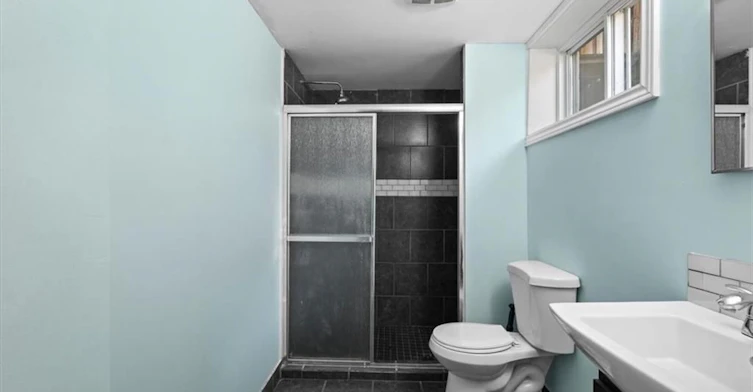 Lower Level-134 Victor Boulevard, Hamilton, ON, L9A 2V4 - 16