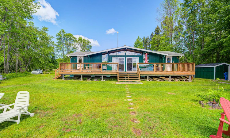 8-1093 Cooper Point Road