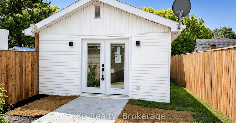 Rear-265 College Street W, Belleville, ON, K8P 2H7