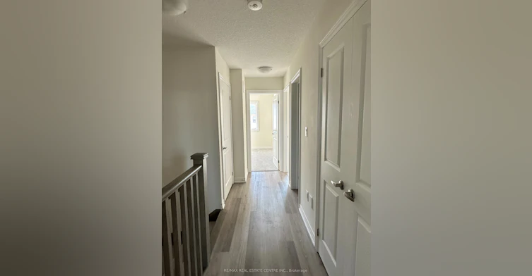 80 Pinot Crescent, Hamilton, ON, L8E 0J9 - 9