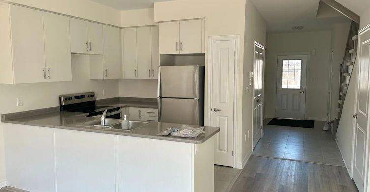 80 Pinot Crescent, Hamilton, ON, L8E 0J9 - 5