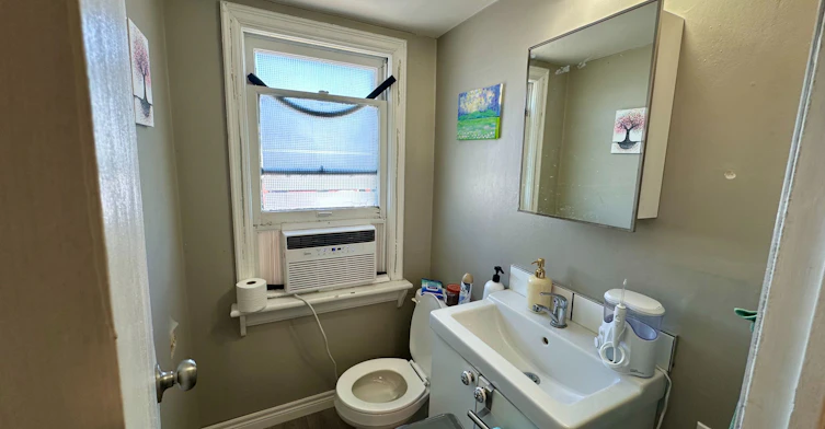 1125 Cannon Street E, Hamilton, ON, L8L 2J7 - 6