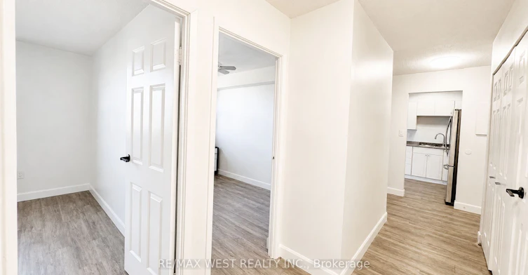 406-23 Main Street, Hamilton, ON, L4H 2P7 - 13
