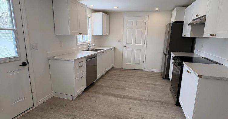 Main Floor-22 Clifton Street, Kawartha Lakes, ON, K0M 1N0 - 4