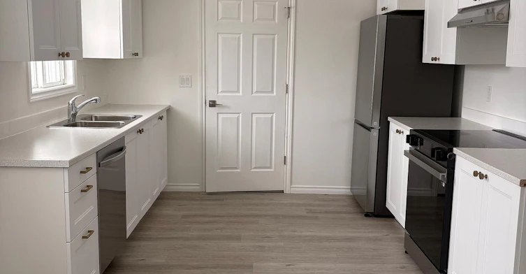 Main Floor-22 Clifton Street, Kawartha Lakes, ON, K0M 1N0 - 3