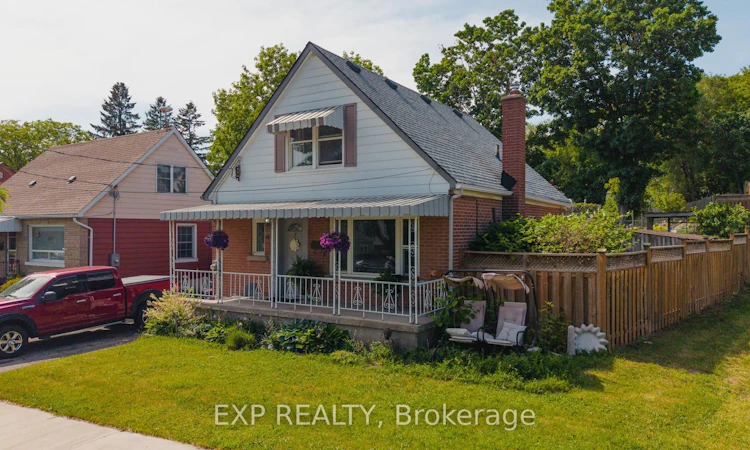 61 Hillview Street