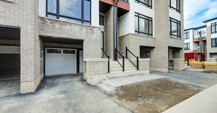 78 Sidney Rose Common N, St. Catharines, ON, L2T 0B3 - 2