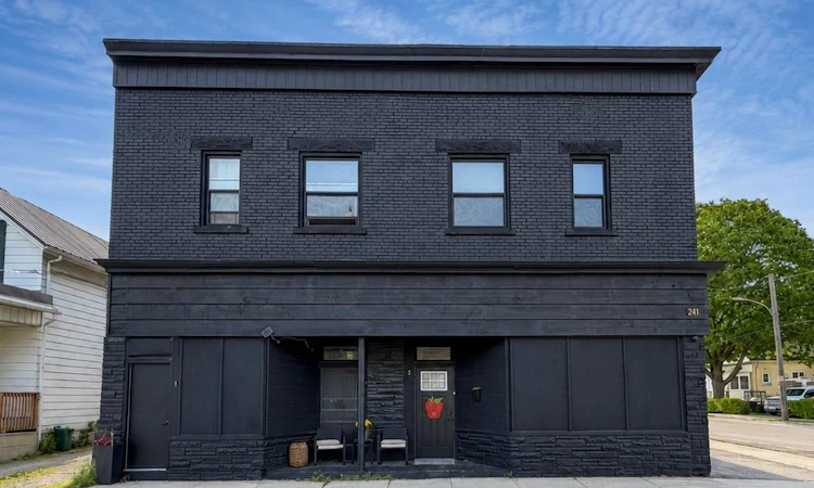 241 Ross Street
