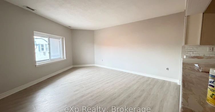 Apt 1-2 King Street, Quinte West, ON, K8V 3V7 - 2