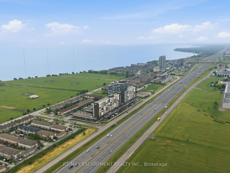 1201-550 North Service Road, Grimsby, ON, L3M 0H9 - 2