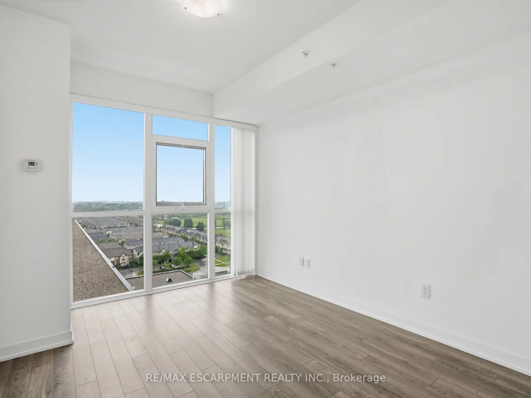 1201-550 North Service Road, Grimsby, ON, L3M 0H9 - 21