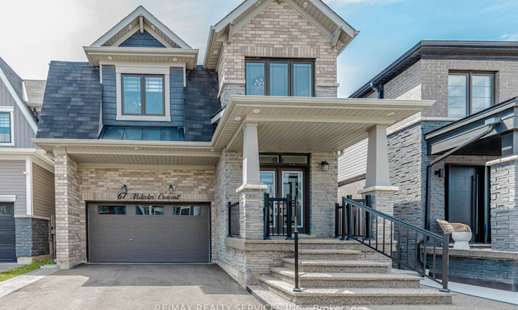 67 Malcolm Crescent