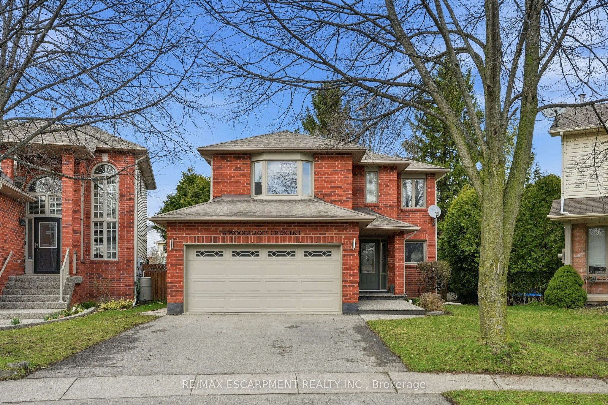 6 Woodcroft Crescent, Hamilton, ON, L8B 0H1