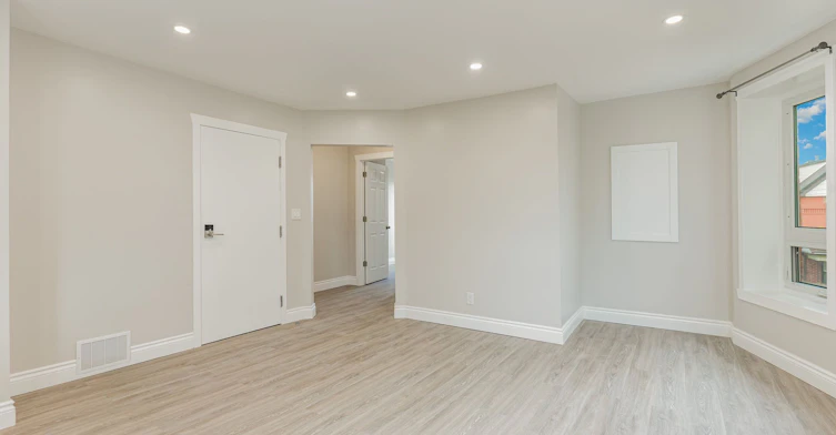 SECOND-291 Emerald Street N, Hamilton, ON, L8L 5L2 - 4