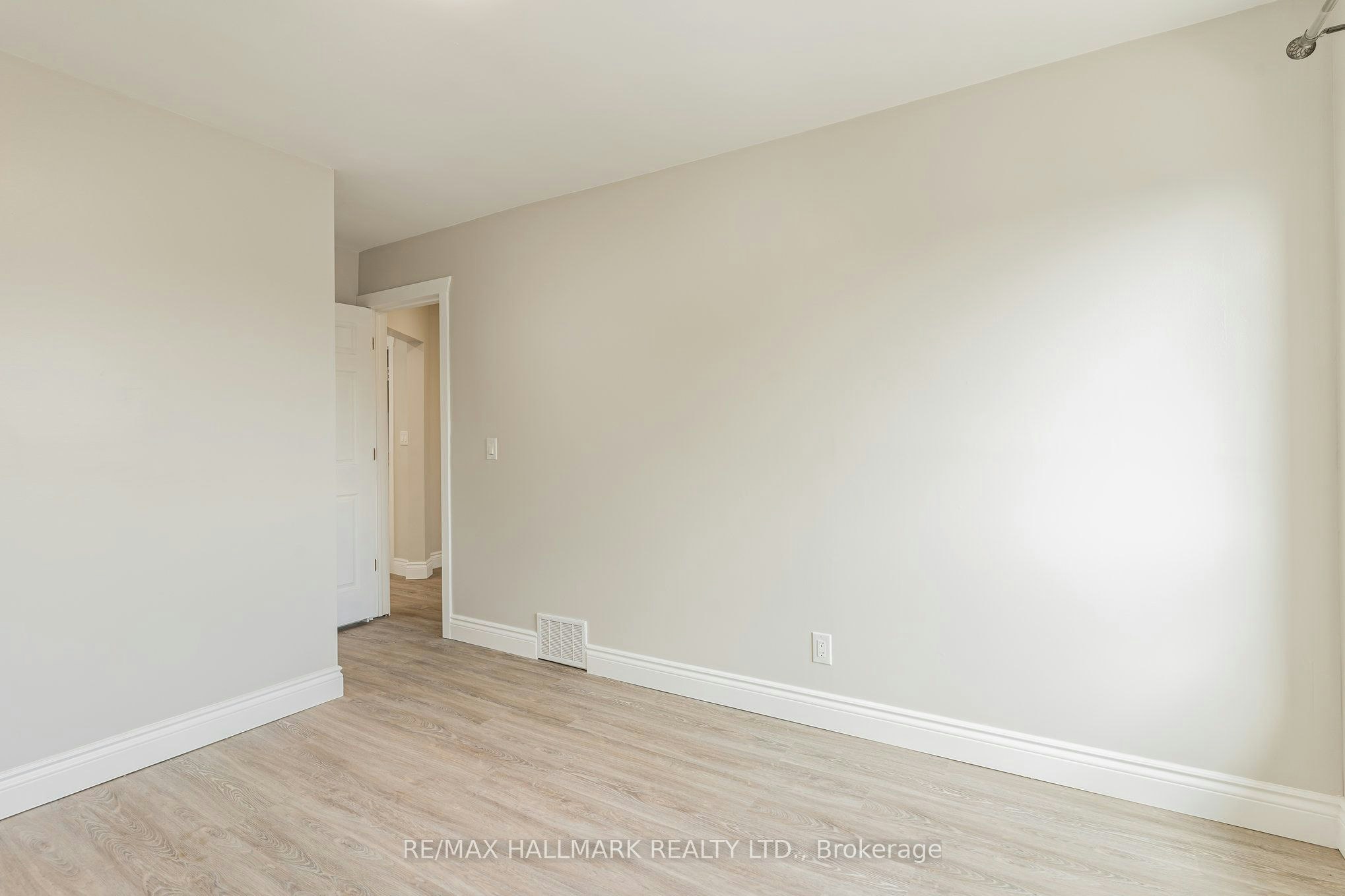 SECOND-291 Emerald Street N, Hamilton, ON, L8L 5L2 - 14