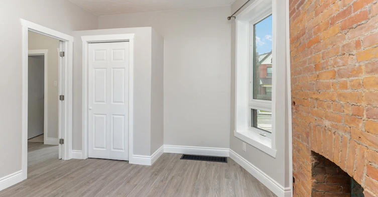 MAIN-291 Emerald Street N, Hamilton, ON, L8L 5L2 - 10