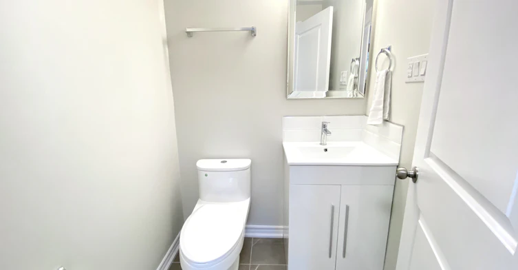 Upper-77 Roseneath Crescent, Kitchener, ON, N2E 1V8 - 7