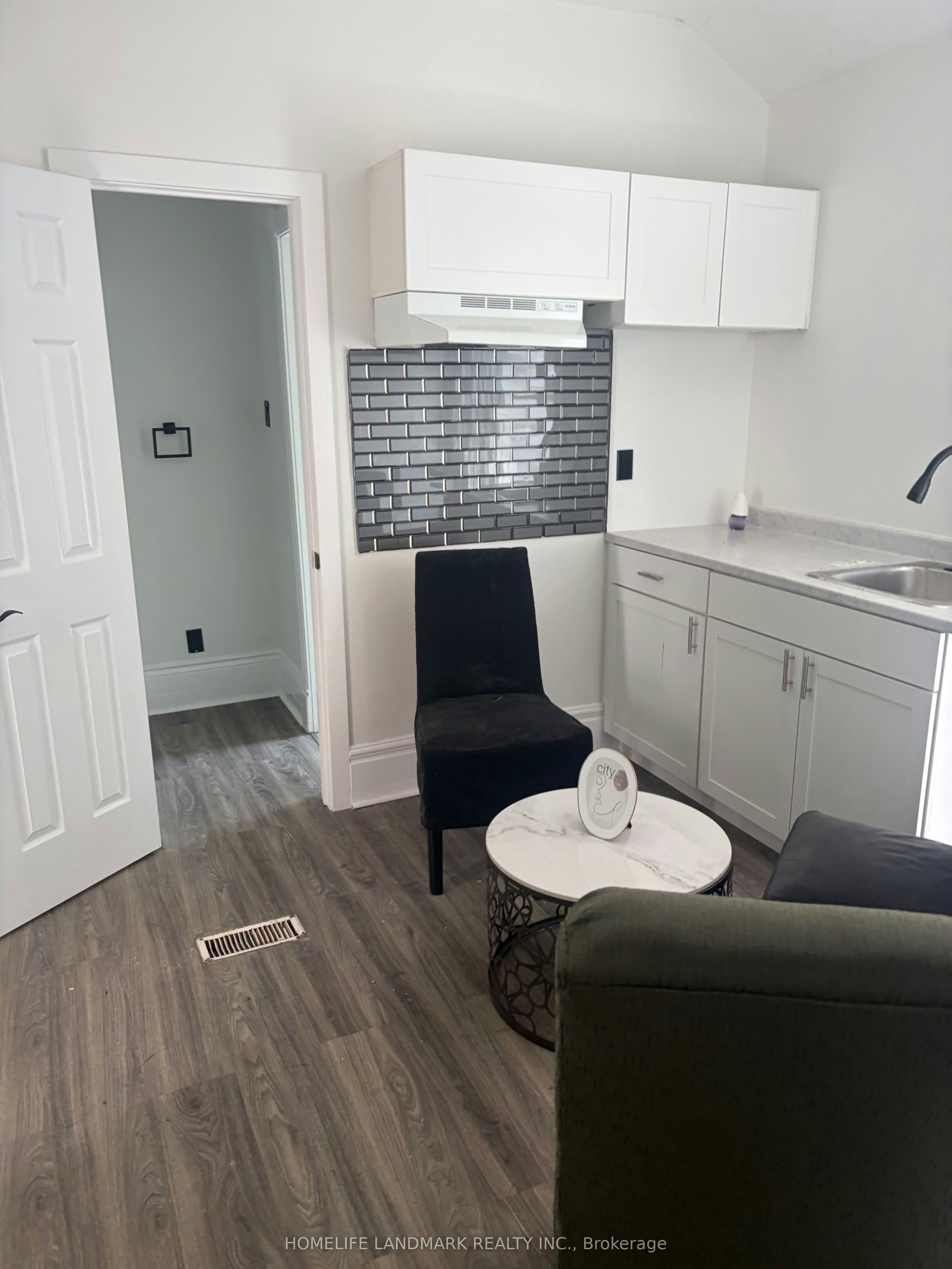 unit 1-710 Adelaide Street, London, ON, N5Y 2L5 - 5