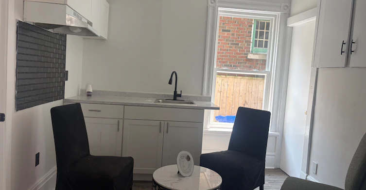 unit 1-710 Adelaide Street, London, ON, N5Y 2L5 - 3