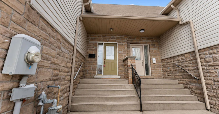 Primary Bedroom-90 Munroe Street, Cobourg, ON, K9A 1C1 - 2