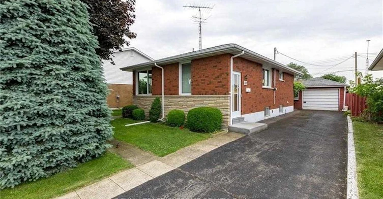 Upper-38 Loyalist Drive, Hamilton, ON, L8K 4J3 - 2