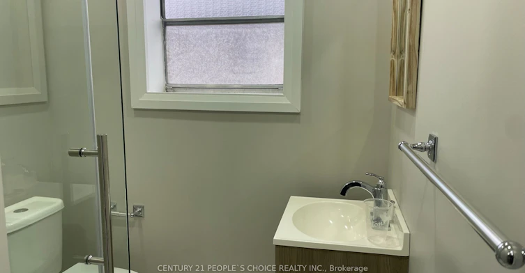 136 Edgemont Street N, Hamilton, ON, L8H 4E1 - 32