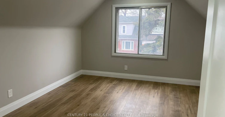 136 Edgemont Street N, Hamilton, ON, L8H 4E1 - 26