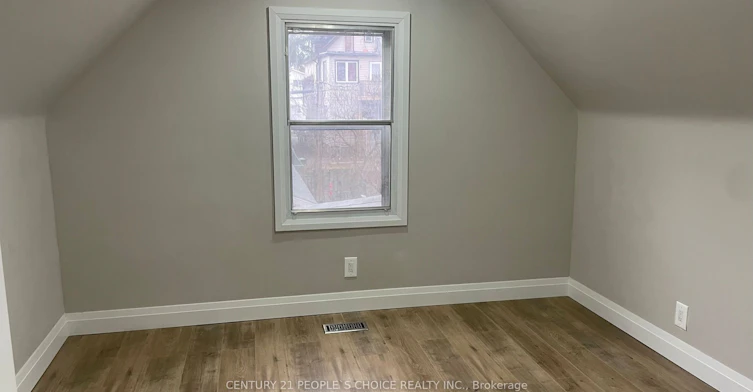 136 Edgemont Street N, Hamilton, ON, L8H 4E1 - 31