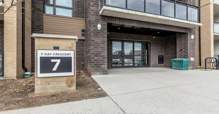 110-7 Kay Crescent, Guelph, ON, N1L 0P9 - 2