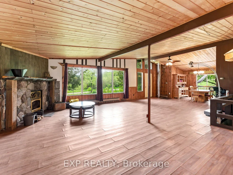 1524 Hekkla Road, Muskoka Lakes, ON, P0C 1J0 - 9