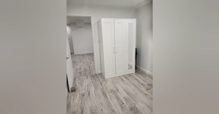 Lower-1048 Hansler Road, Welland, ON, L3C 7M5 - 11