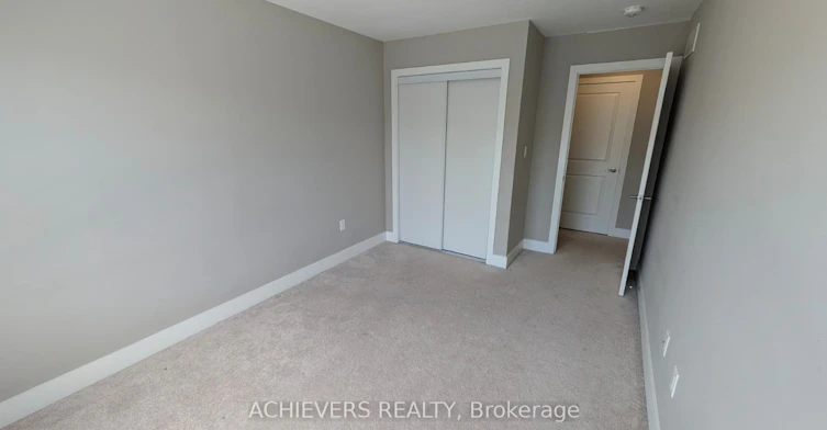1960 Dalmagarry Road, London, ON, N6G 0T8 - 18