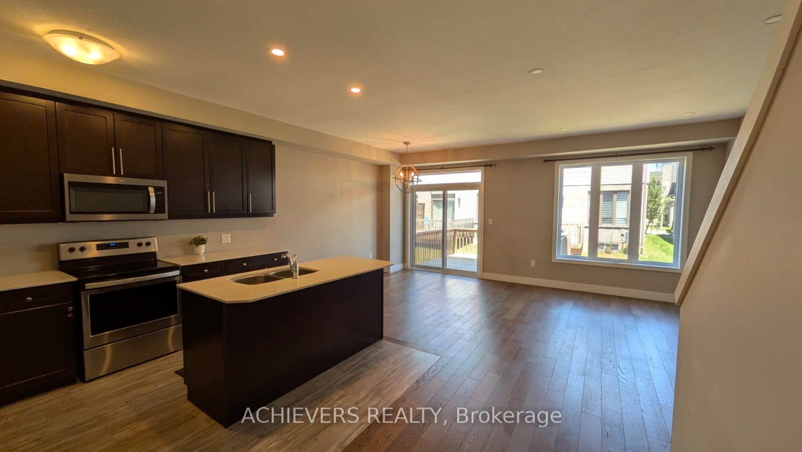 1960 Dalmagarry Road, London, ON, N6G 0T8 - 5