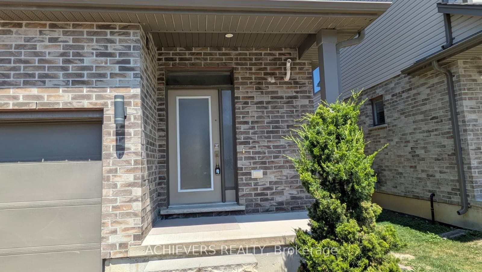 1960 Dalmagarry Road, London, ON, N6G 0T8 - 2