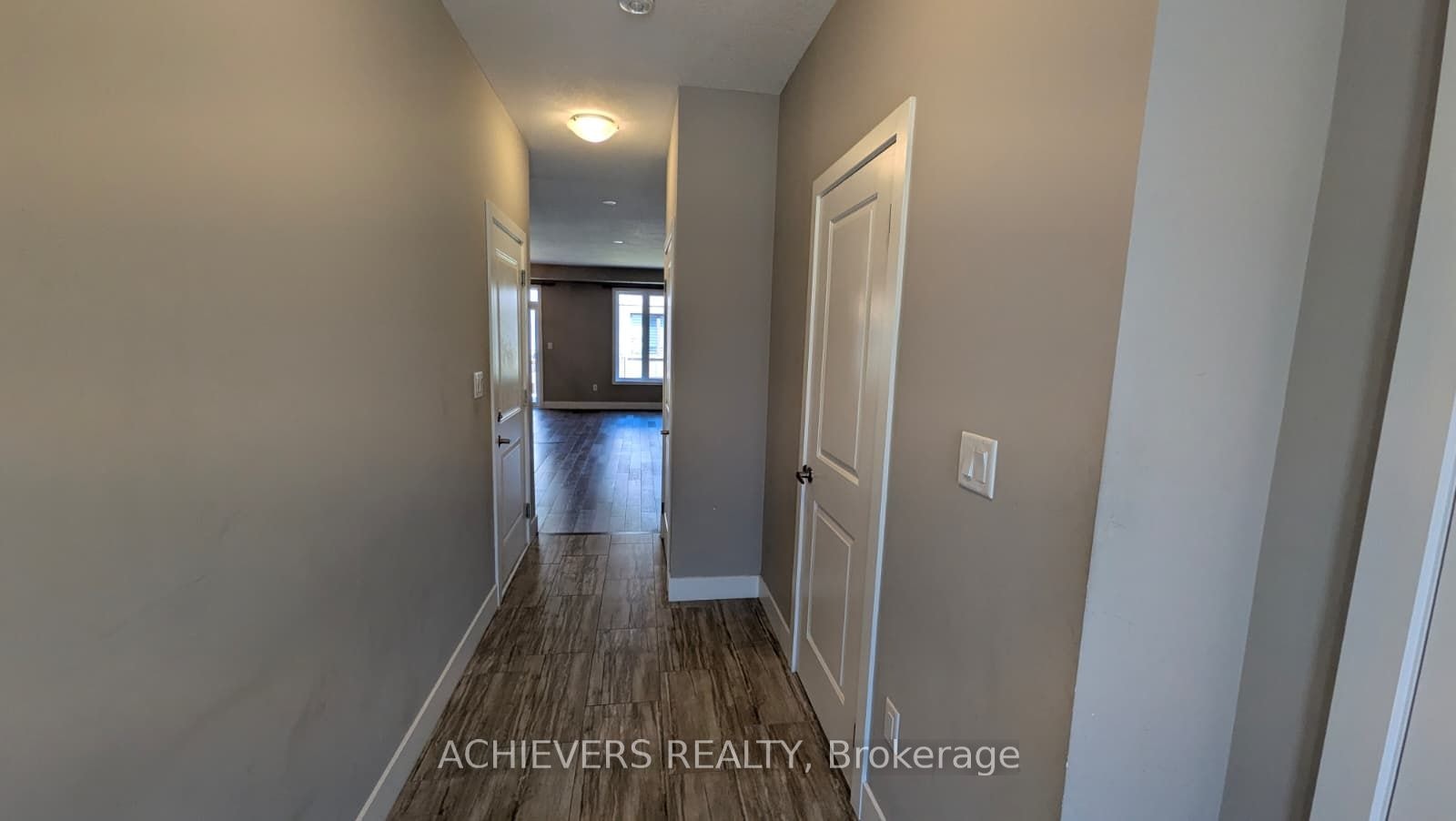 1960 Dalmagarry Road, London, ON, N6G 0T8 - 4