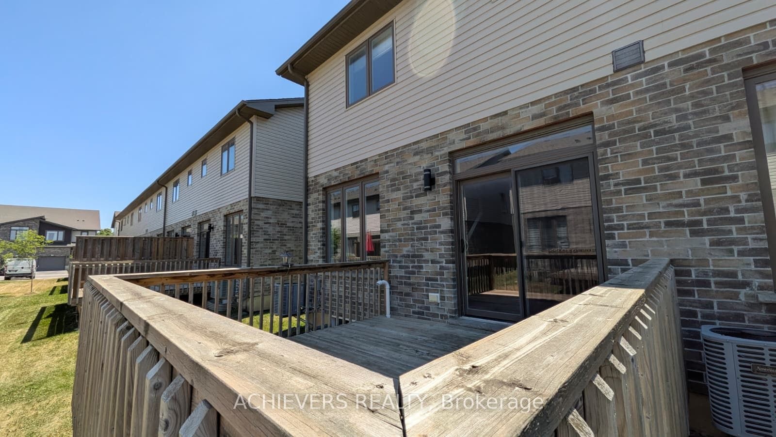 1960 Dalmagarry Road, London, ON, N6G 0T8 - 29