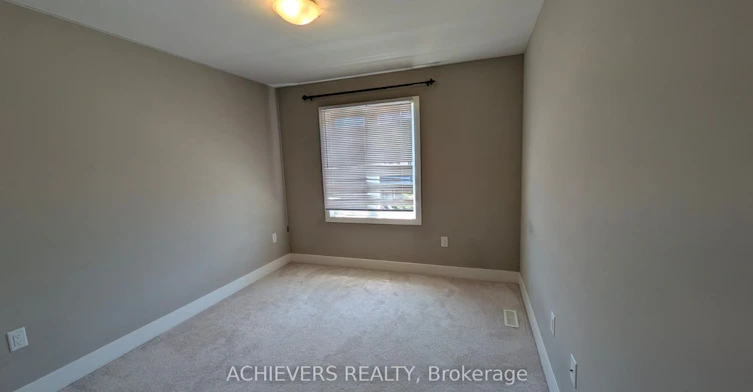 1960 Dalmagarry Road, London, ON, N6G 0T8 - 16