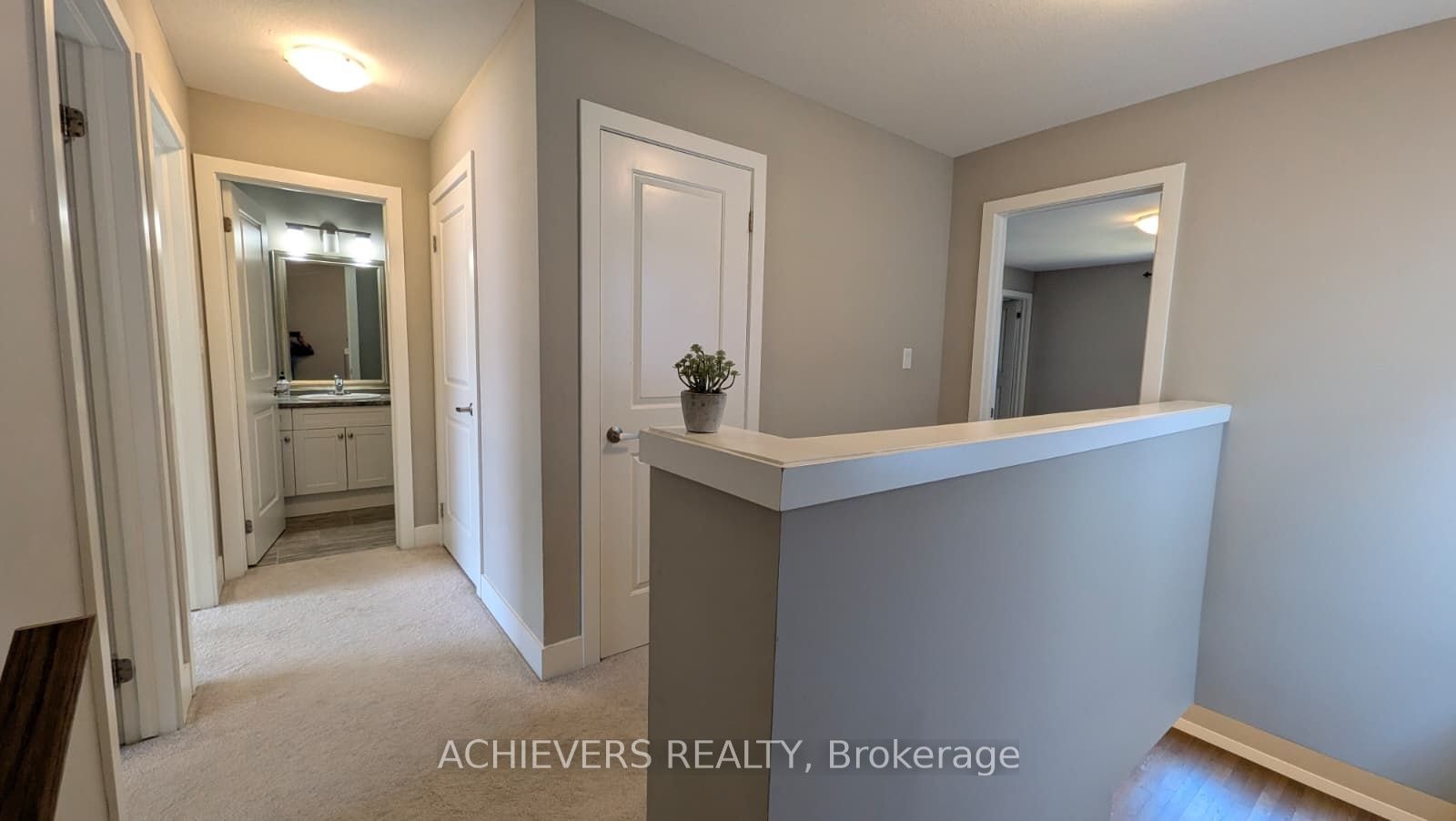 1960 Dalmagarry Road, London, ON, N6G 0T8 - 10