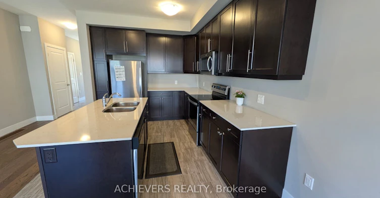 1960 Dalmagarry Road, London, ON, N6G 0T8 - 6